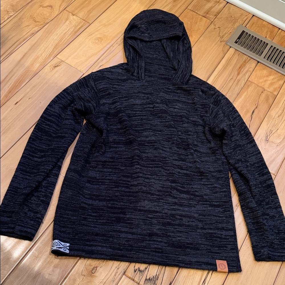 PAKA Alpaca Wool Men's Black Hooded Sweater